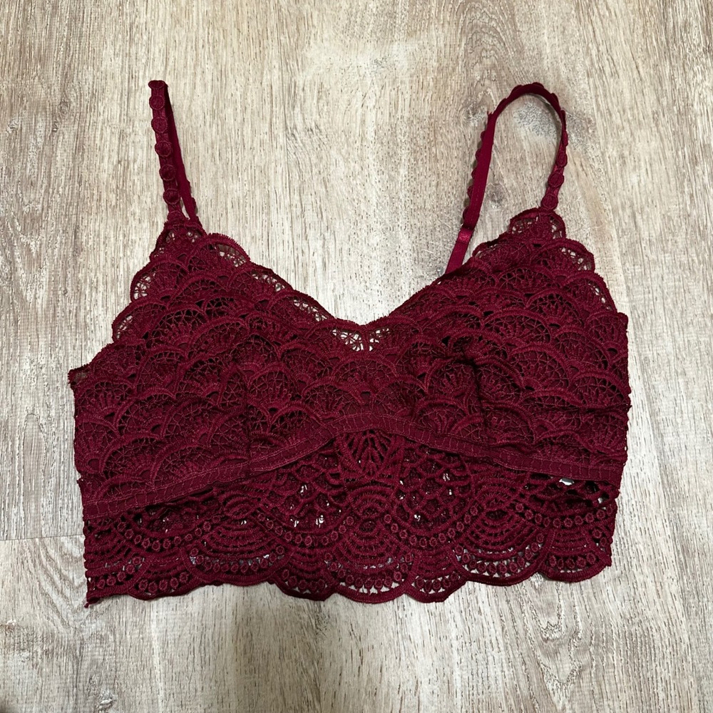 Women's Burgundy Scalloped Smocked Back Adjustable Lace Bralette, Size S